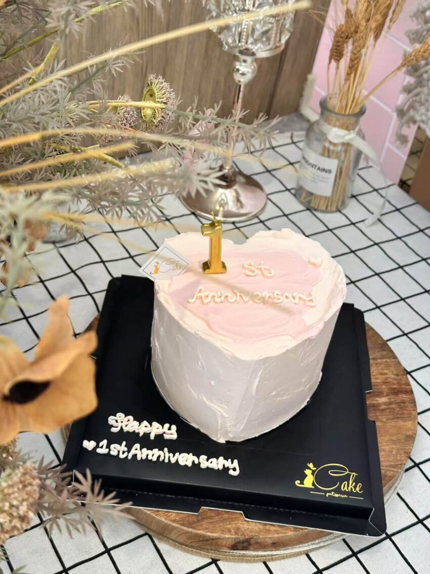 Express Love Deliciously: Number and Heart Wording Cake | iCake Melbourne - Image 3