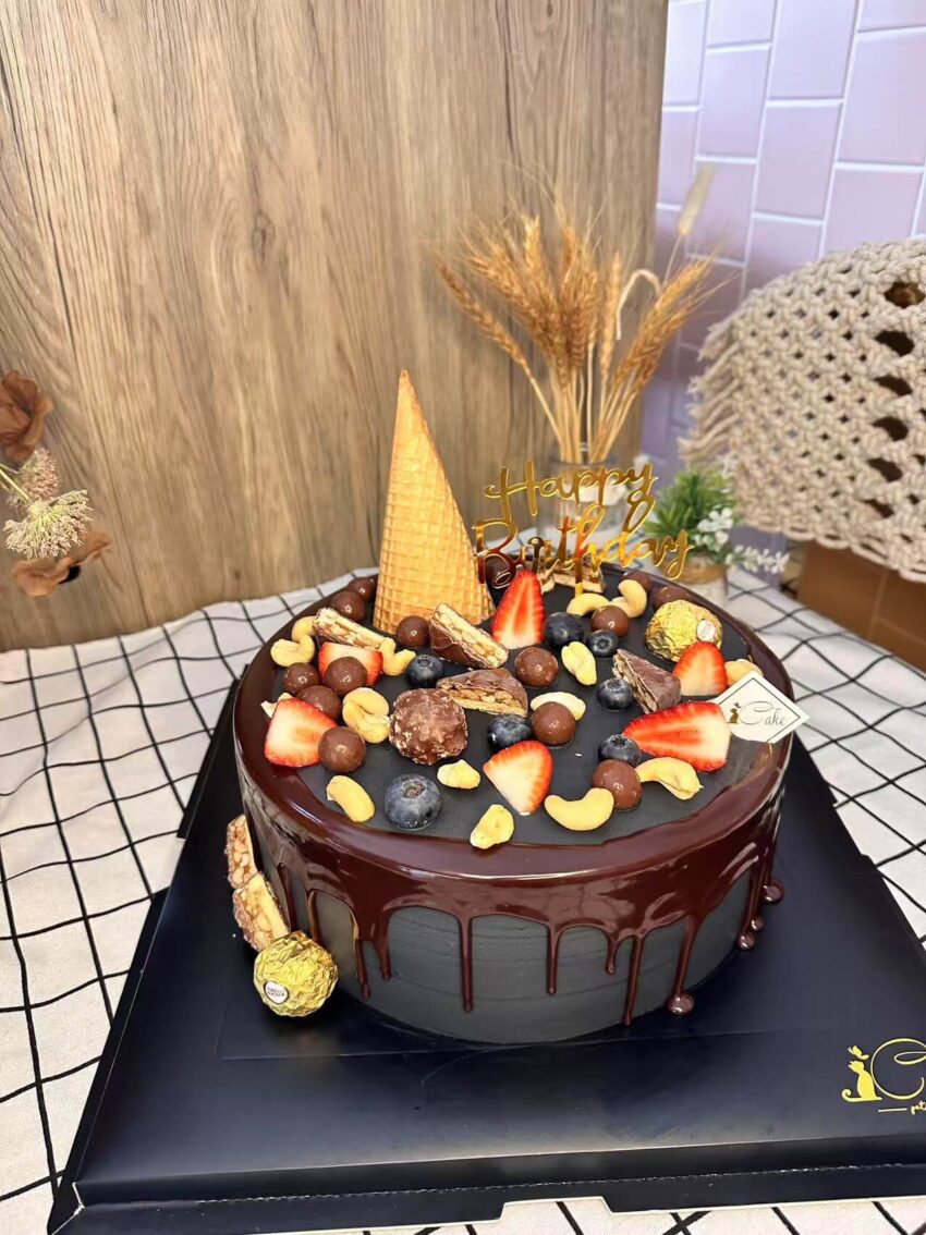 Choco Berry Bliss Cake – A Luxurious Treat for Chocolate & Fruit Lovers!| iCake Melbourne