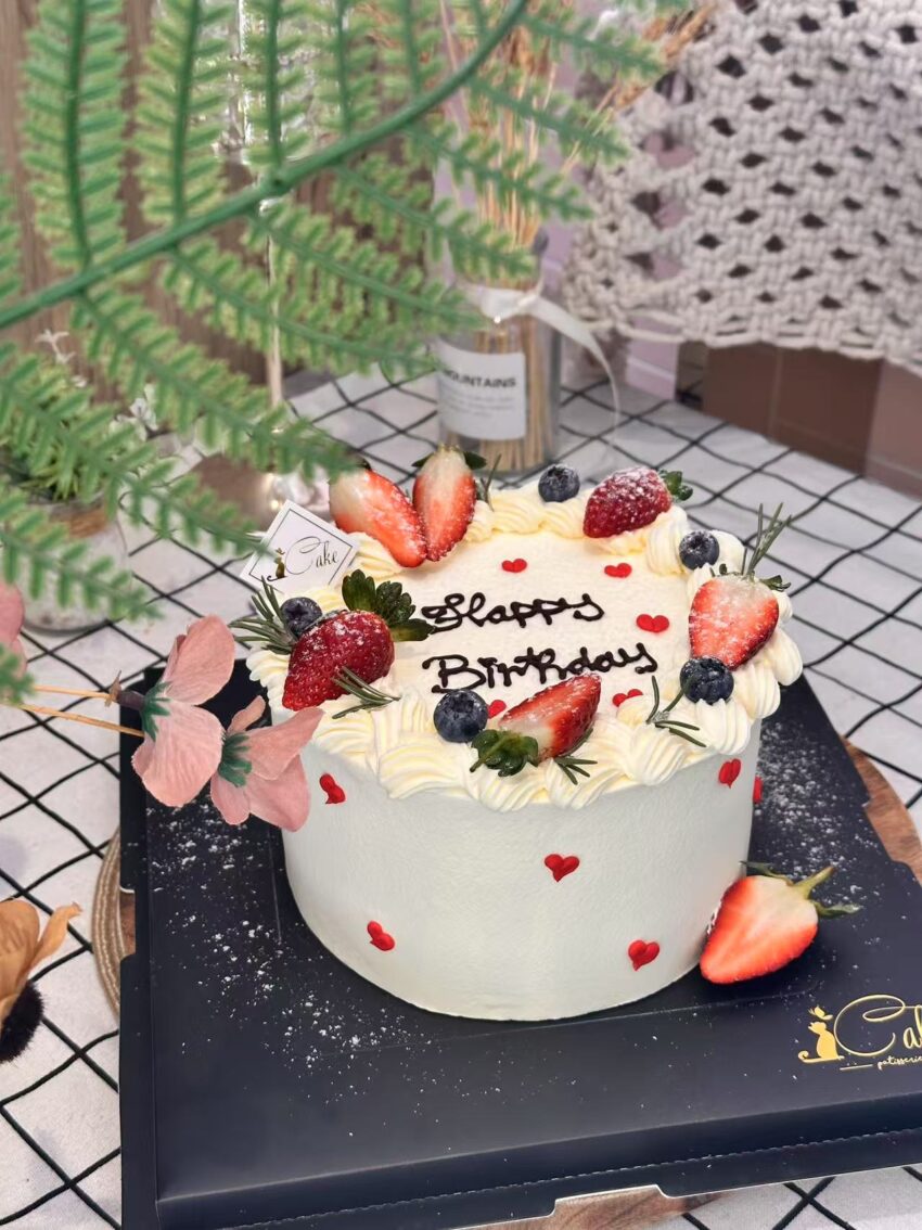 Sweet Heart Berry Cake – Vanilla Fruit Birthday Cake | iCake Melbourne