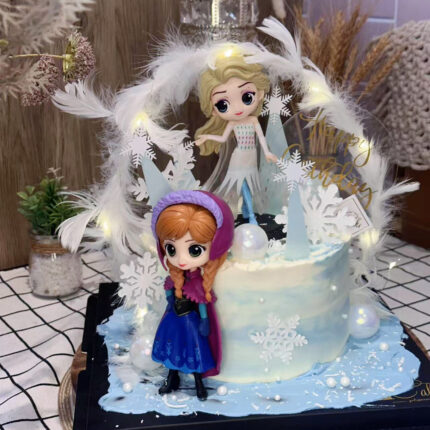 Alternative view of Frozen-Themed Birthday Cake – Elsa and Anna Cake for Kids | iCake Melbourne