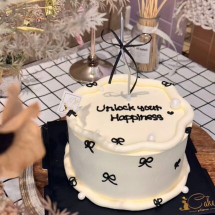 Alternative view of Black Bow Vintage Cake Melbourne – Elegant Celebration Cake | iCake