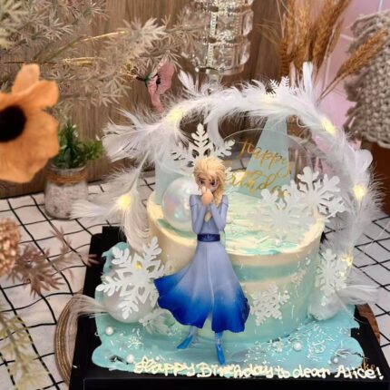 Alternative view of Frozen-Themed Birthday Cake – Elsa | iCake Melbourne